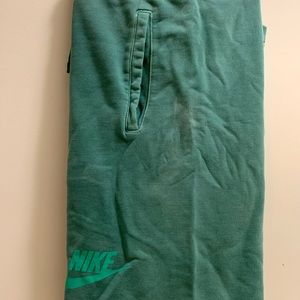 Nike sportswear alumni shorts